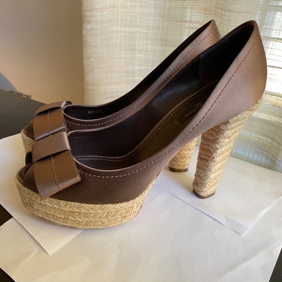Louis Vuitton espadrille open toe platform brown satin pumps 38 heel clog Rivoli - Picture 7 of 12